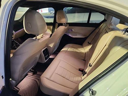 2021 BMW 330 330i Sedan