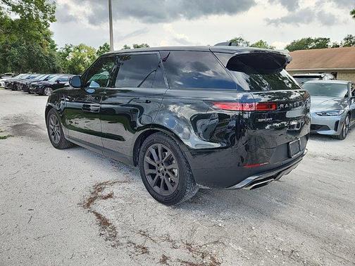 2024 Land Rover Range Rover Sport SE