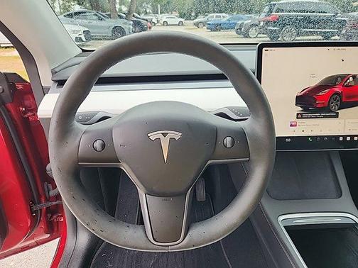 2024 Tesla Model Y Long Range Dual Motor All-Wheel Drive