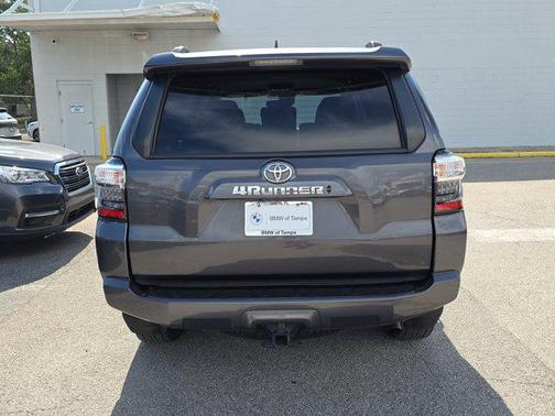 2022 Toyota 4Runner SR5