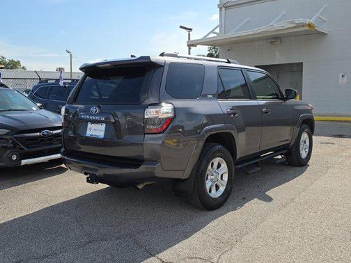2022 Toyota 4Runner SR5