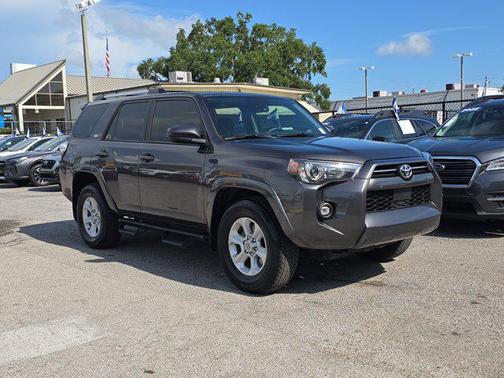 2022 Toyota 4Runner SR5