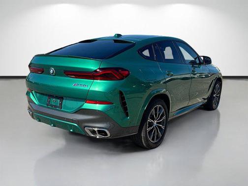 2025 BMW X6 M60i