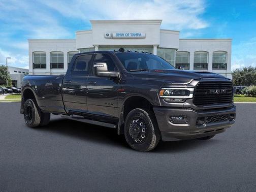 2024 RAM 3500 Laramie Crew Cab 4x4 8' Box