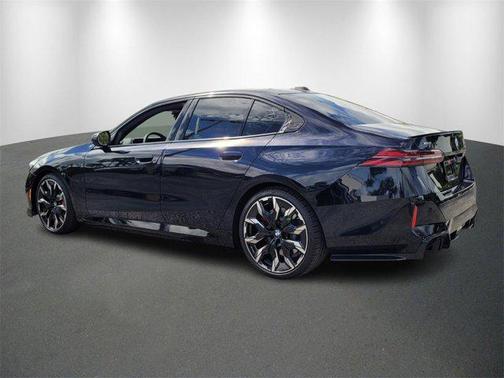 2026 BMW 550e xDrive