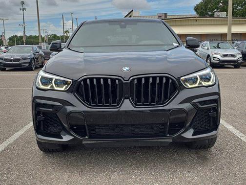 2022 BMW X6 xDrive40i