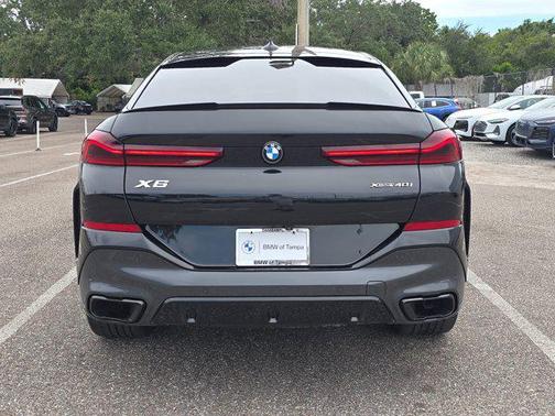 2022 BMW X6 xDrive40i