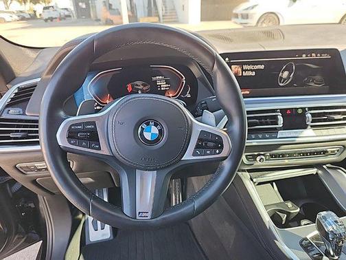 2022 BMW X6 xDrive40i