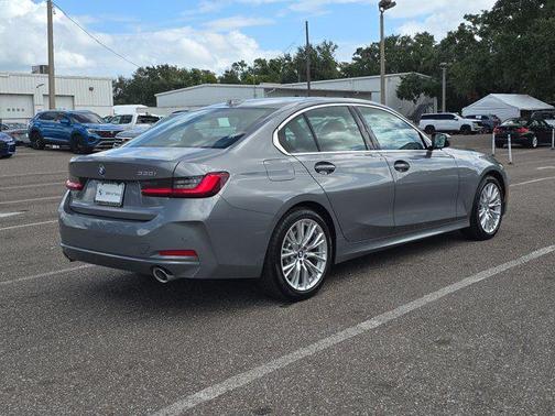 2024 BMW 330 i