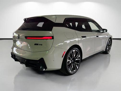 Alpine White 2026 BMW iX M70