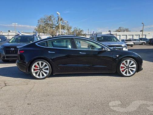 2019 Tesla Model 3 Performance