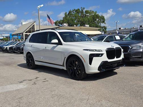 2026 BMW X7 xDrive40i