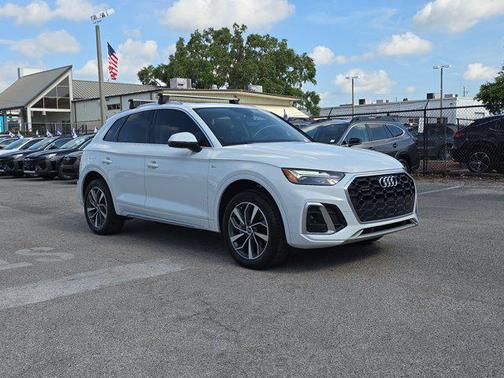 2023 Audi Q5 45 S line Premium