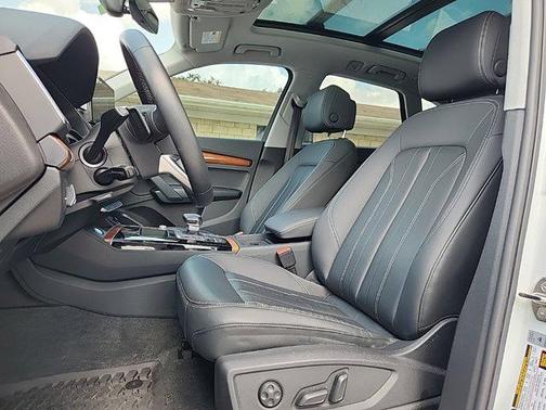 2023 Audi Q5 45 S line Premium