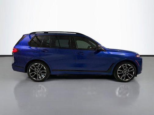 2026 BMW X7 M60i