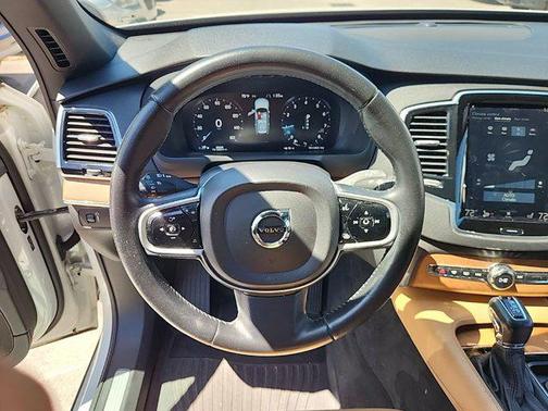 2018 Volvo XC90 T6 Inscription