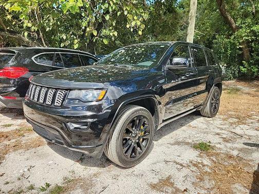 2019 Jeep Grand Cherokee Altitude