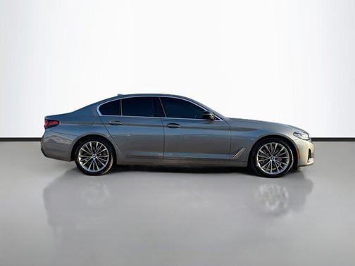 2023 BMW 530 i