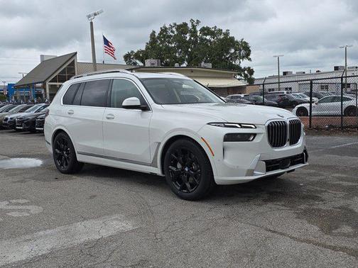 2026 BMW X7 xDrive40i
