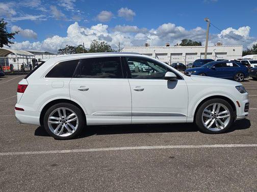 2017 Audi Q7 3.0T Prestige