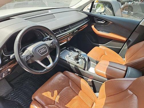 2017 Audi Q7 3.0T Prestige