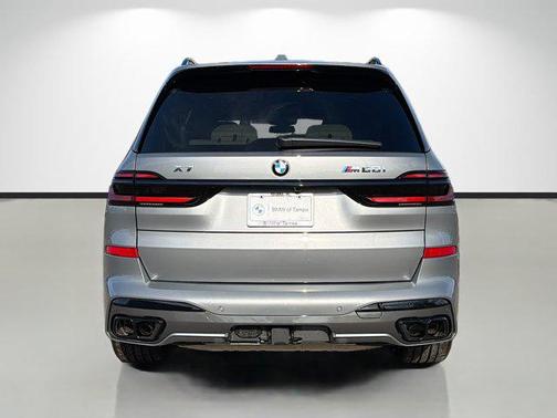 2026 BMW X7 M60i