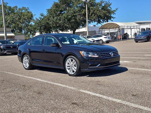 2019 Volkswagen Passat 2.0T Wolfsburg Edition