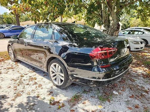 2019 Volkswagen Passat 2.0T Wolfsburg Edition