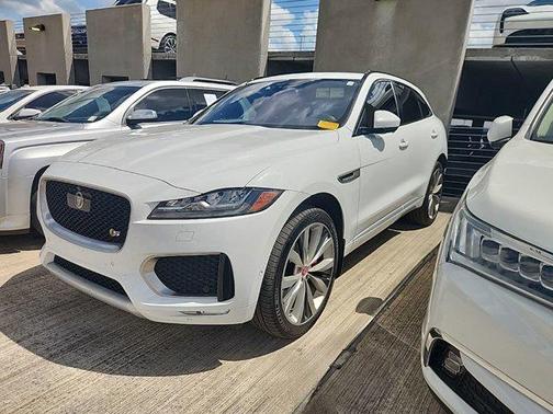 2018 Jaguar F-PACE S