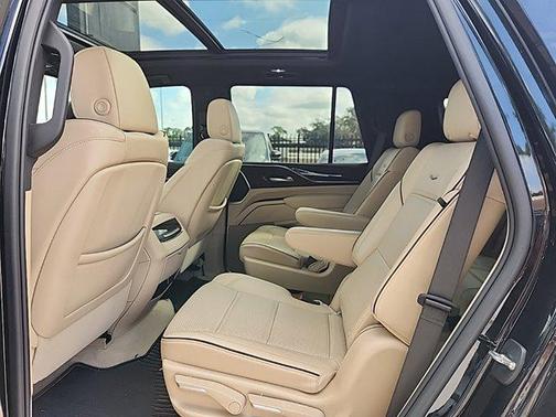 2024 Cadillac Escalade Premium Luxury