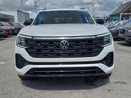 2025 Volkswagen Atlas Cross Sport 2.0T SEL