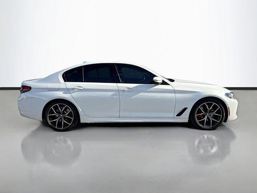 2023 BMW 530 i xDrive