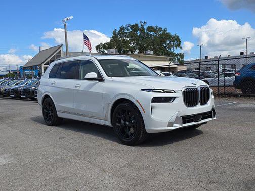 2026 BMW X7 xDrive40i