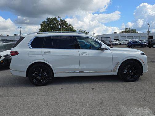 2026 BMW X7 xDrive40i