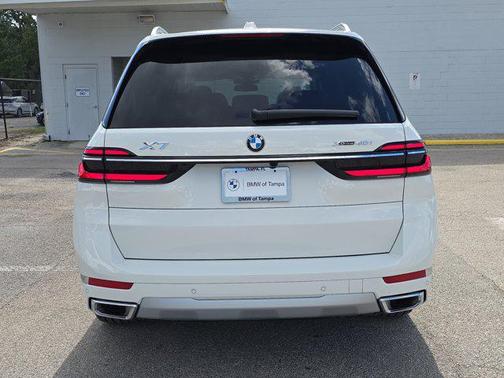 2026 BMW X7 xDrive40i