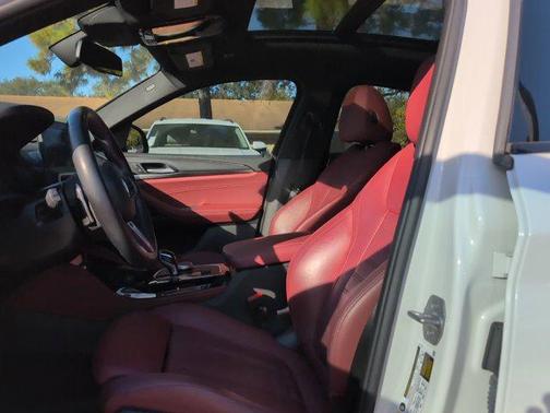 2023 BMW X4 xDrive30i