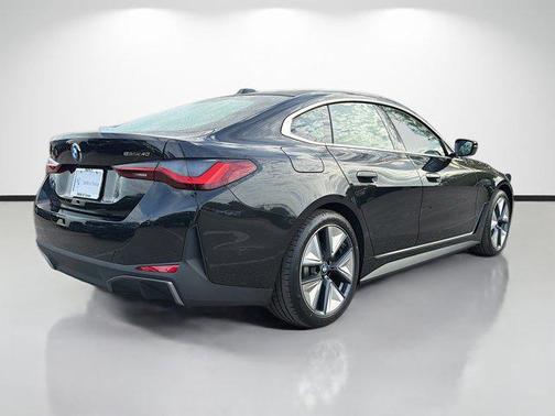 Black Sapphire Metallic 2026 BMW i4 Gran Coupe eDrive40