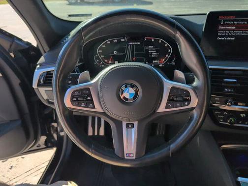 2021 BMW M550 i Xdrive