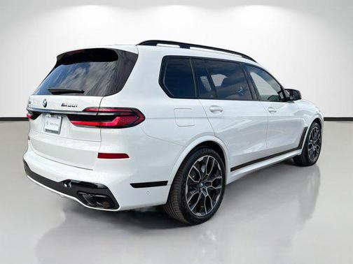 2026 BMW X7 M60i