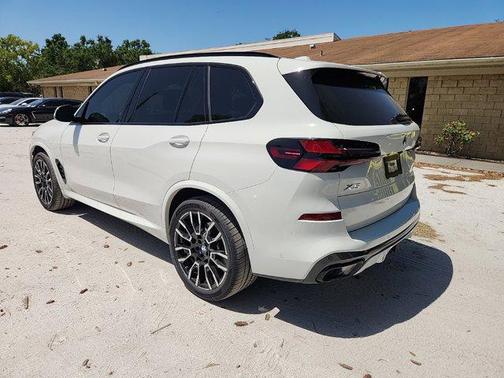 2025 BMW X5 sDrive40i