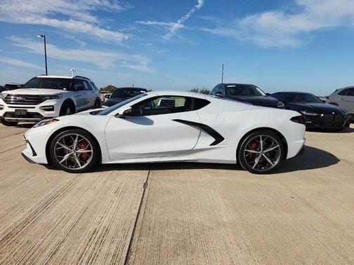 2024 Chevrolet Corvette Stingray w/1LT