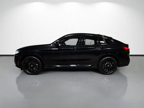 2023 BMW X4 xDrive30i