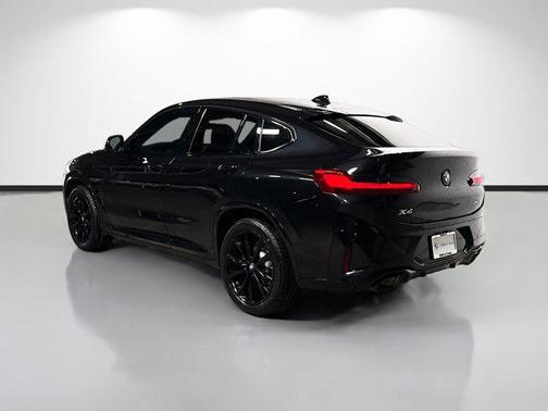 2023 BMW X4 xDrive30i