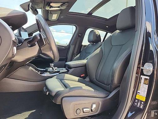 2023 BMW X4 xDrive30i
