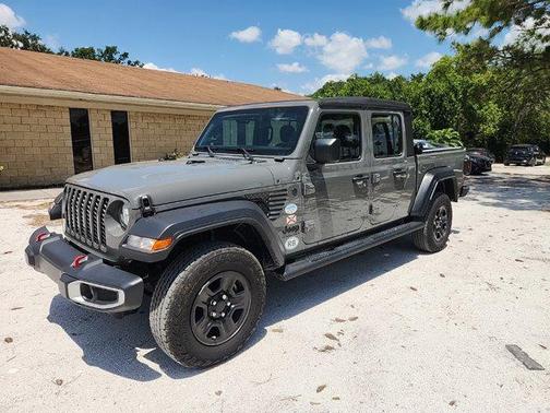 2023 Jeep Gladiator Sport