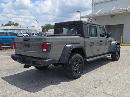2023 Jeep Gladiator Sport