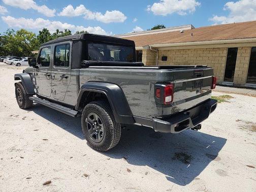 2023 Jeep Gladiator Sport