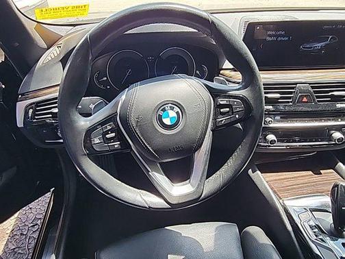 Black Sapphire Metallic 2018 BMW 530 530i