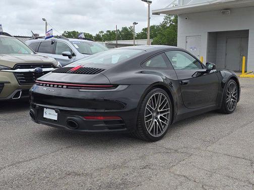 2023 Porsche 911 Carrera