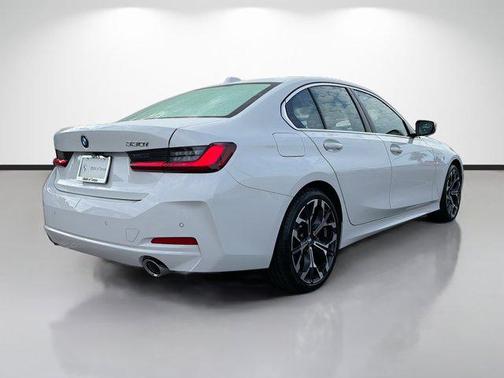 Alpine White 2025 BMW 330 330i